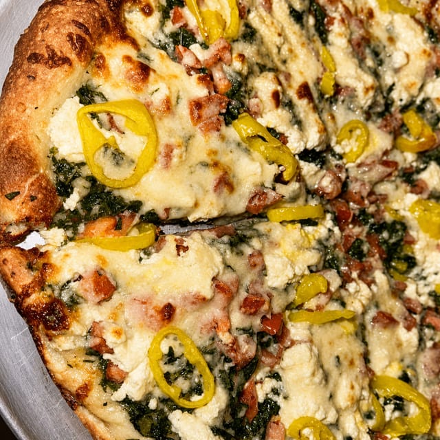 Florentine Pizza (4-cut).