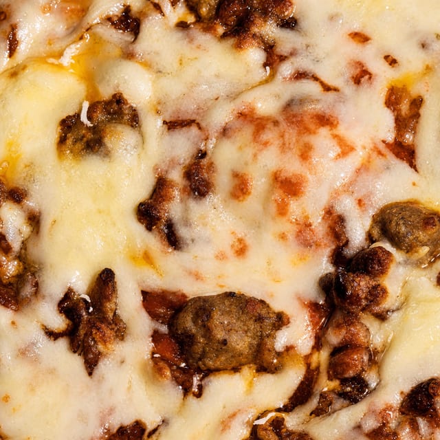 Meatball Pizza (4-cut).